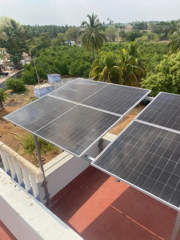 Residential rooftop solar panel installation